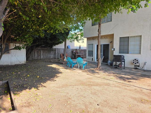 2553 Cottonwood Dr, Lodi, CA 95242