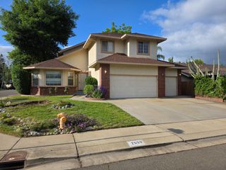2553 Cottonwood Dr, Lodi, CA 95242