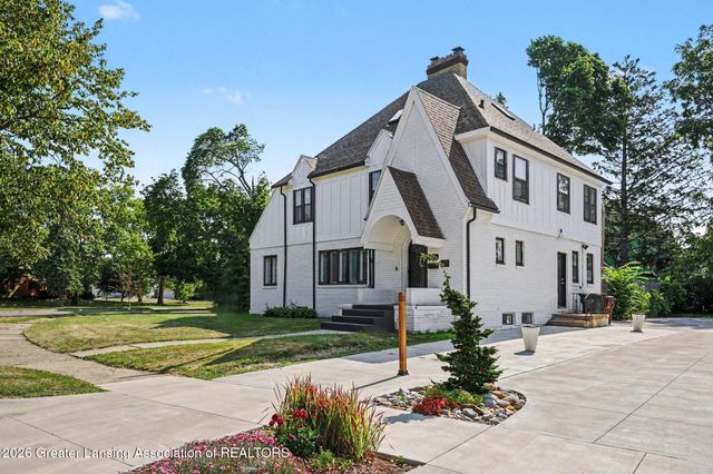 405 Everett Drive, Lansing, MI 48915