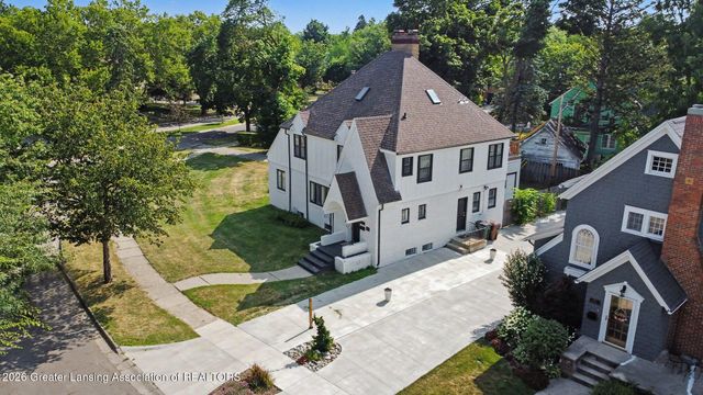 405 Everett Drive, Lansing, MI 48915