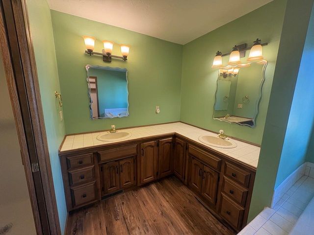 820 WINDOVER COURT, Green Bay, WI 54313