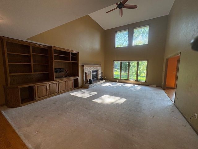 820 WINDOVER COURT, Green Bay, WI 54313