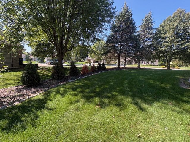 820 WINDOVER COURT, Green Bay, WI 54313
