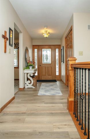 203 Southridge Drive, Waverly, IA 50677