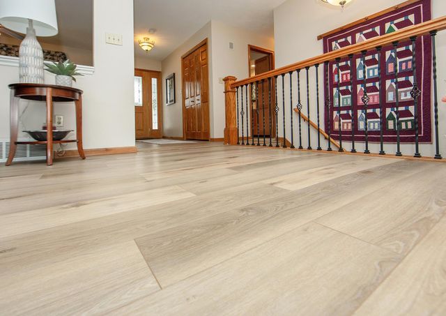 203 Southridge Drive, Waverly, IA 50677