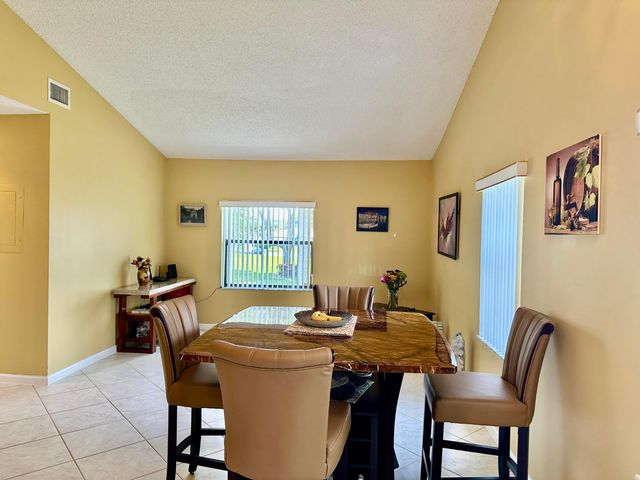 5951 Parkwalk Drive, Boynton Beach, FL 33472