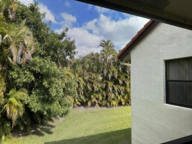 5951 Parkwalk Drive, Boynton Beach, FL 33472