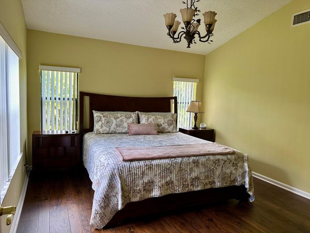 5951 Parkwalk Drive, Boynton Beach, FL 33472