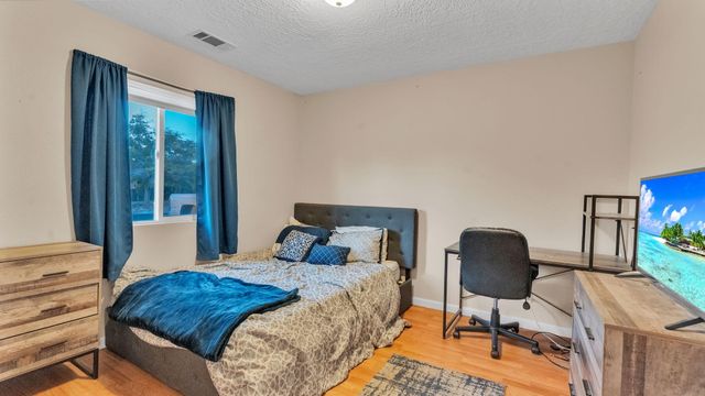 1580 Glendale Court SE, Rio Rancho, NM 87124