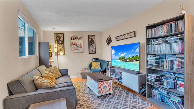 1580 Glendale Court SE, Rio Rancho, NM 87124