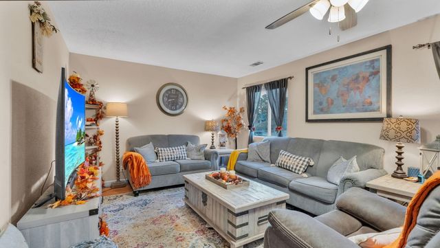 1580 Glendale Court SE, Rio Rancho, NM 87124