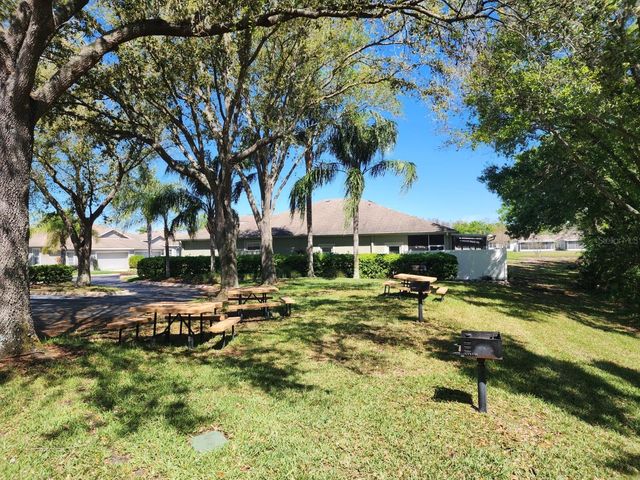 10115 MOWRY LANE, Tampa, FL 33625