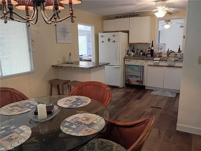 7867 Raymary ST, Bokeelia, FL 33922