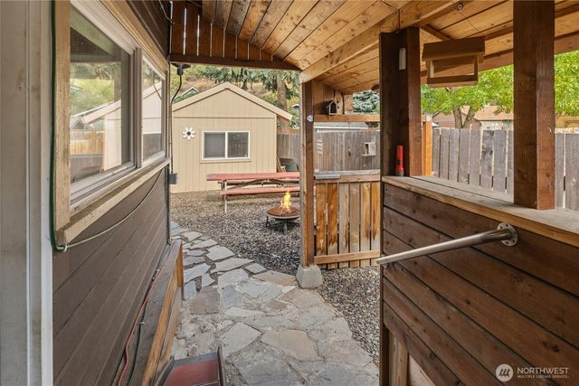 110 W 3rd Street, Cle Elum, WA 98922