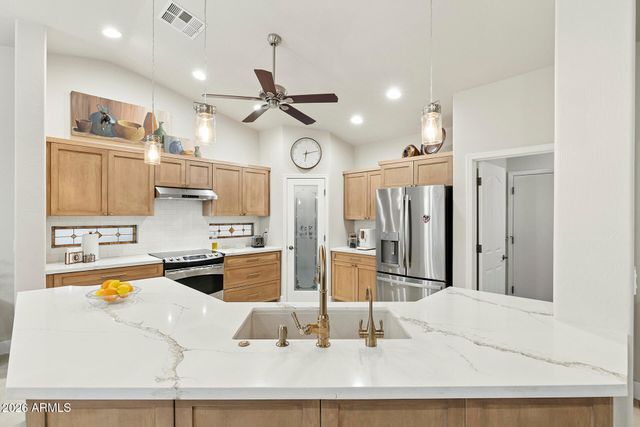 144 S LOS CIELOS Lane, Casa Grande, AZ 85194