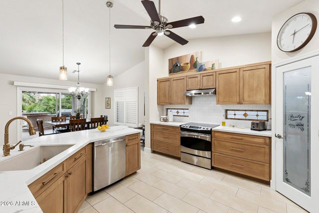 144 S LOS CIELOS Lane, Casa Grande, AZ 85194