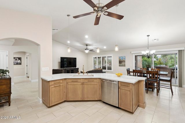 144 S LOS CIELOS Lane, Casa Grande, AZ 85194