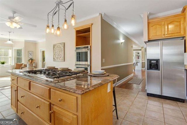 55 Rocky Circle NE, White, GA 30184