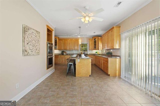 55 Rocky Circle NE, White, GA 30184