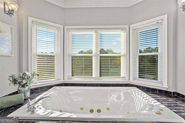 55 Rocky Circle NE, White, GA 30184