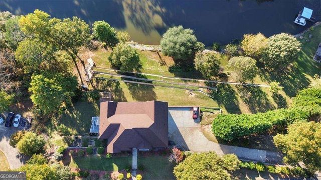 55 Rocky Circle NE, White, GA 30184