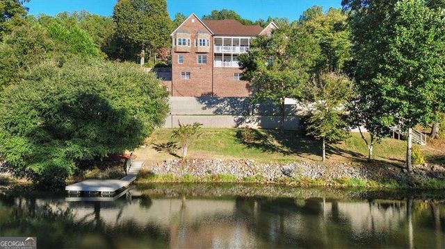 55 Rocky Circle NE, White, GA 30184