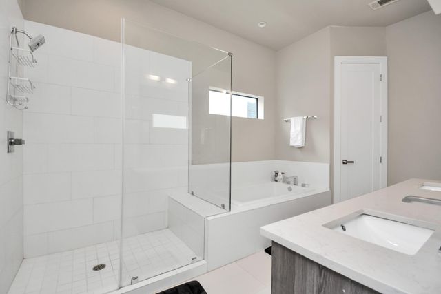 1617 Wheeler Street B, Houston, TX 77004