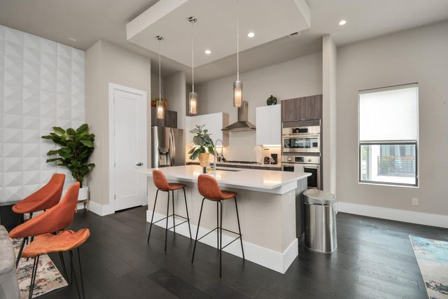 1617 Wheeler Street B, Houston, TX 77004