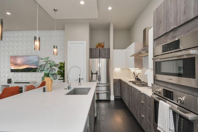 1617 Wheeler Street B, Houston, TX 77004