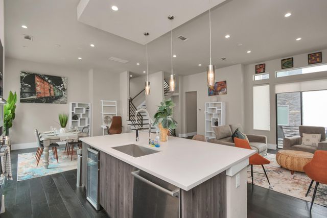 1617 Wheeler Street B, Houston, TX 77004