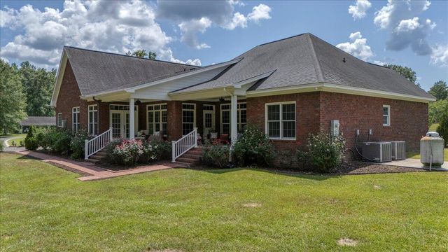 637 Cummings Chapel Road, Ridgeville, SC 29472