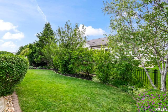 2705 JOHNATHAN Place, Springfield, IL 62711