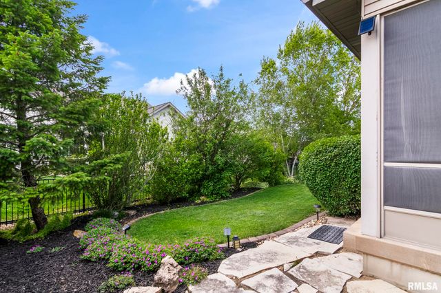 2705 JOHNATHAN Place, Springfield, IL 62711