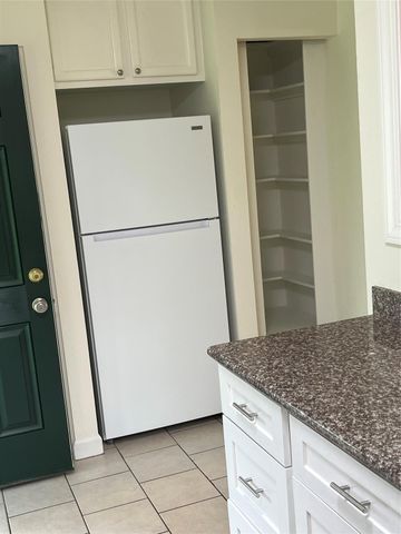 7717 Roswell Street, Houston, TX 77022