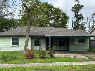 7717 Roswell Street, Houston, TX 77022