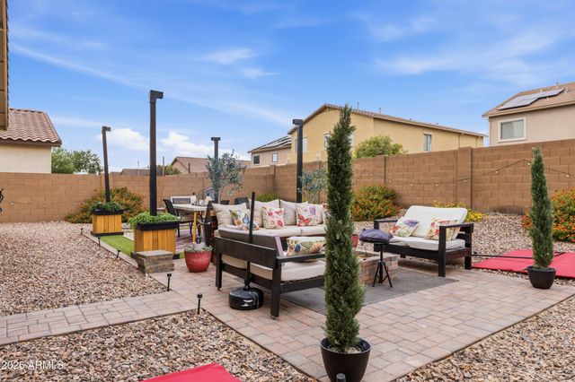 202 W SEVEN SEAS Drive, Casa Grande, AZ 85122