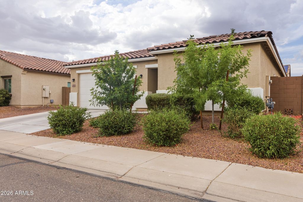 202 W SEVEN SEAS Drive, Casa Grande, AZ 85122 — photo 3