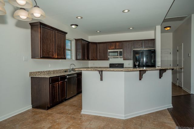 42308 Devall Rd, Prairieville, LA 70769