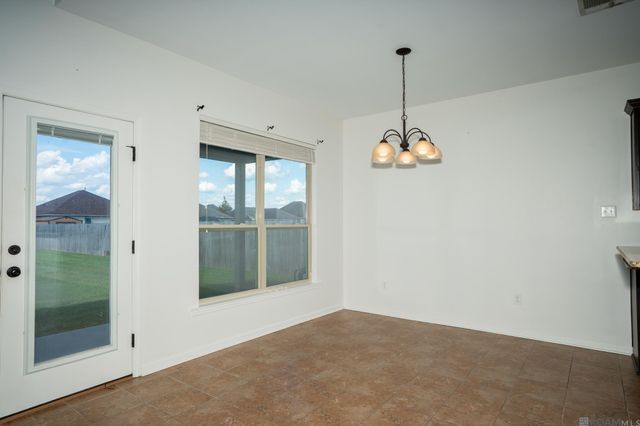 42308 Devall Rd, Prairieville, LA 70769
