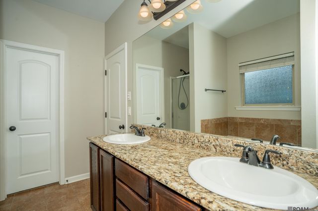42308 Devall Rd, Prairieville, LA 70769