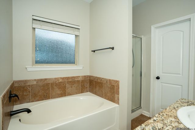42308 Devall Rd, Prairieville, LA 70769