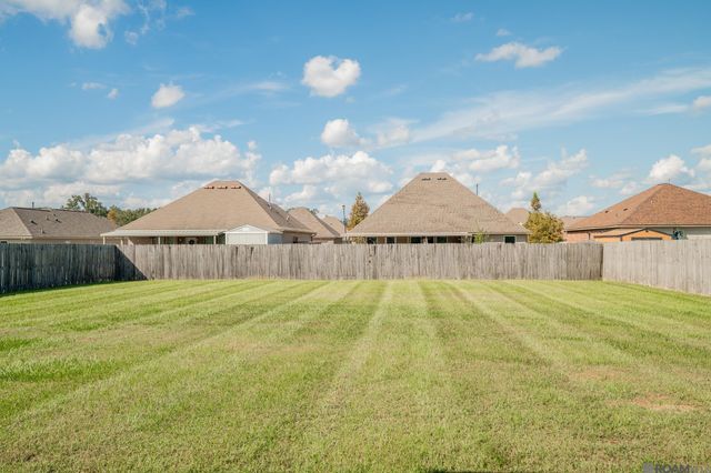 42308 Devall Rd, Prairieville, LA 70769