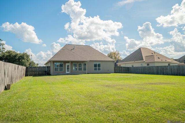 42308 Devall Rd, Prairieville, LA 70769