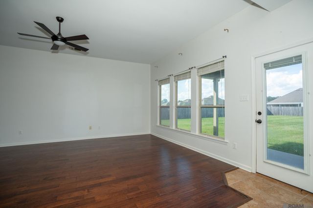 42308 Devall Rd, Prairieville, LA 70769