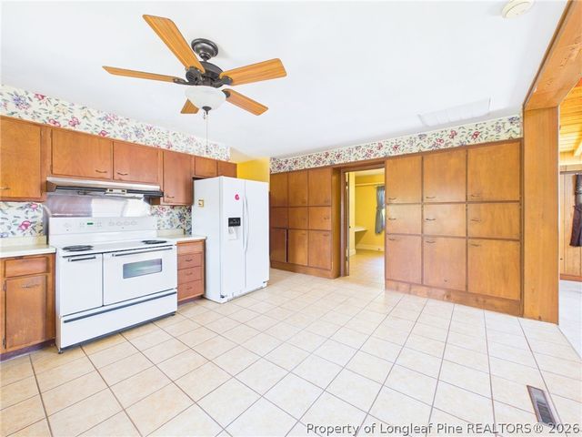 1815 Sunnyside Circle, Fayetteville, NC 28305