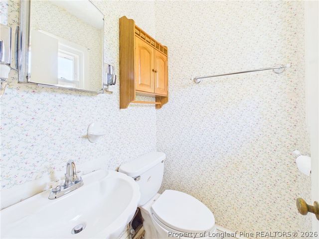 1815 Sunnyside Circle, Fayetteville, NC 28305