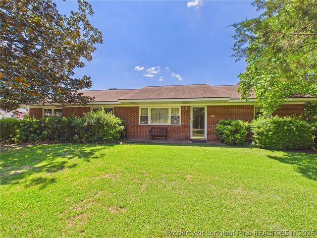 1815 Sunnyside Circle, Fayetteville, NC 28305