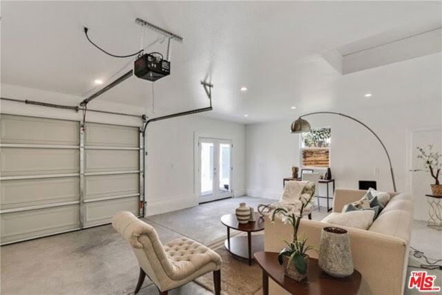919 Isabel Street, Los Angeles, CA 90065