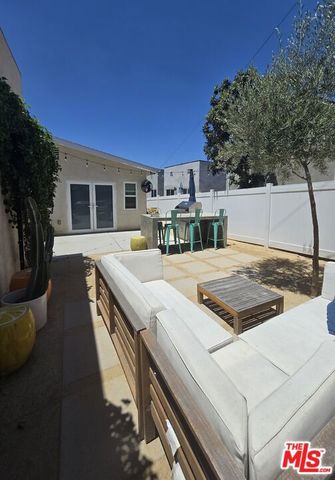 919 Isabel Street, Los Angeles, CA 90065