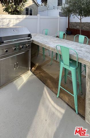 919 Isabel Street, Los Angeles, CA 90065